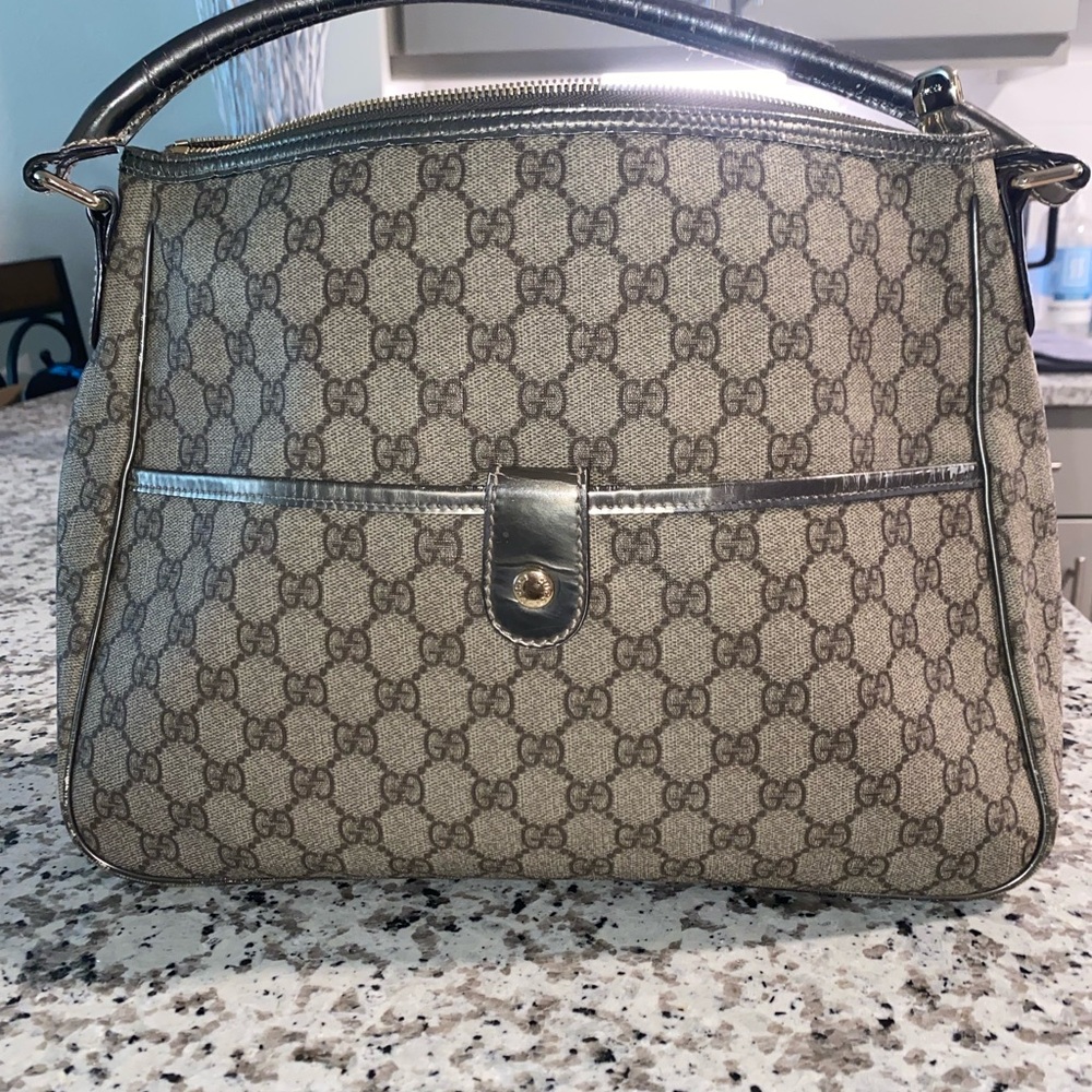 AUTHENTIC GUCCI HANDBAG